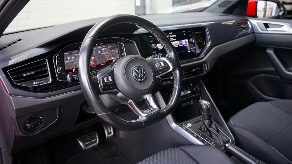 Volkswagen Polo 1.5 TSI R-Line AUTOMAAT|ACC|CAMERA|CARPLAY|D uit 2019, foto 2