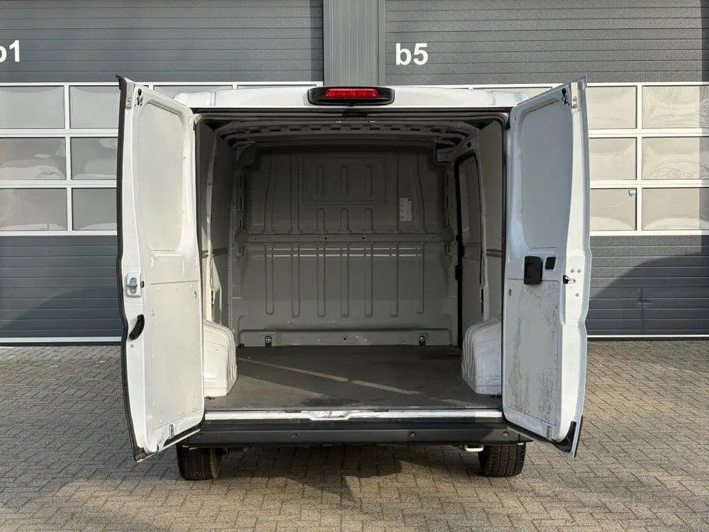 Opel Movano 2.2 140PK L2 Clima uit 2024, foto 10