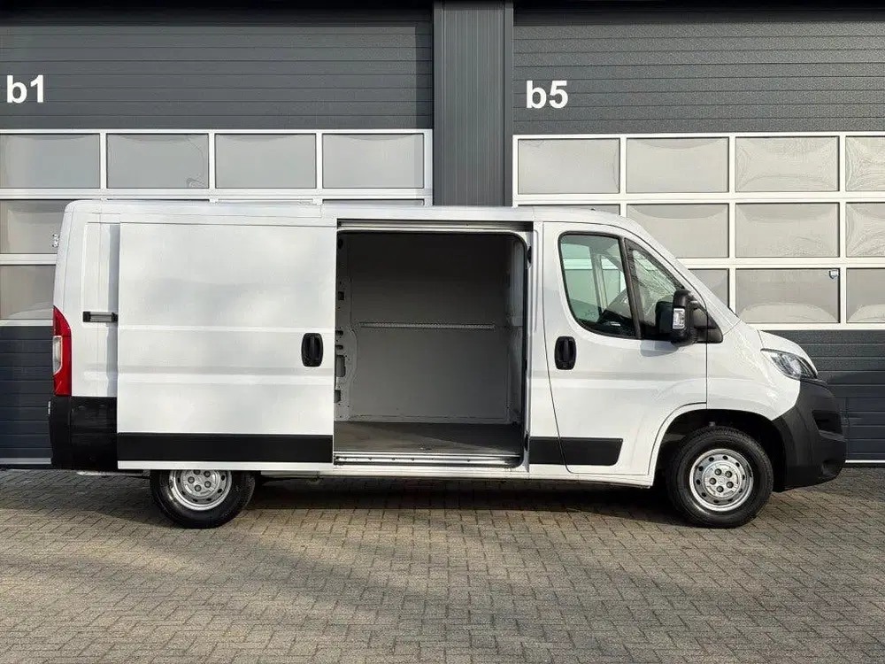 Opel Movano 2.2 140PK L2 Clima uit 2024, foto 3