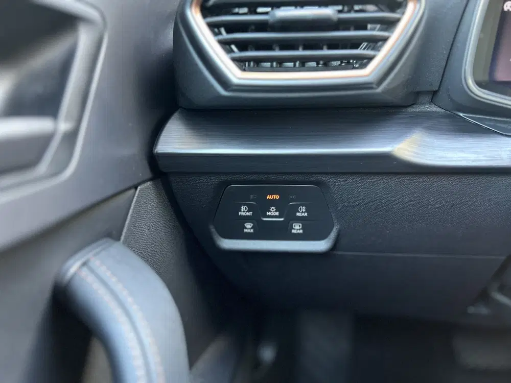 Cupra Formentor 1.4 e-Hybrid Business uit 2024, foto 9