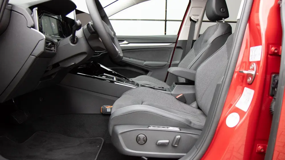Volkswagen Golf 1.5 eHybrid 204pk Style Edition | Panoramada uit 2026, foto 17