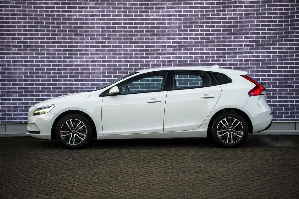 Volvo V40 1.5 T2 Polar+ | Automaat | Stoelverwarming | Navig uit 2019, foto 4