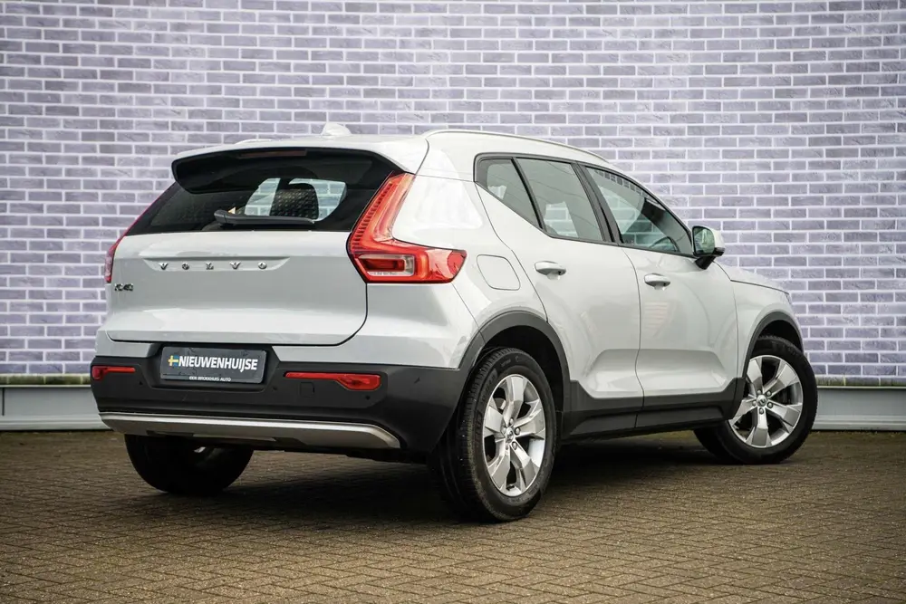 Volvo XC40 T3 Momentum Pro Aut uit 2019, foto 3