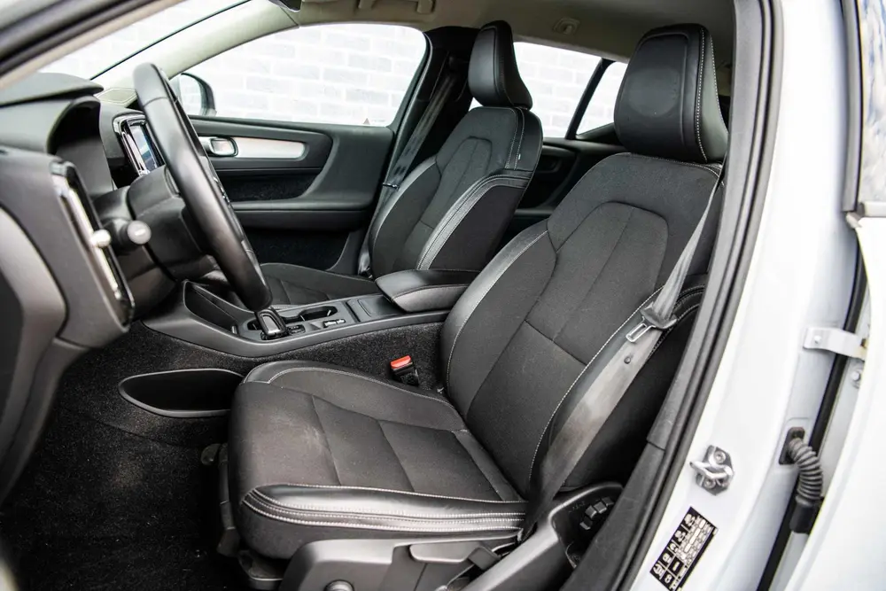 Volvo XC40 T3 Momentum Pro Aut uit 2019, foto 4