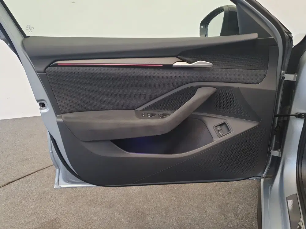 Skoda Superb 1.5 TSI 204pk DSG uit 2025, foto 19