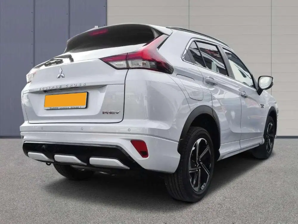 Mitsubishi Eclipse Cross 2.4 PHEV EXECUTIVE SPORT 360 Camera uit 2025, foto 3