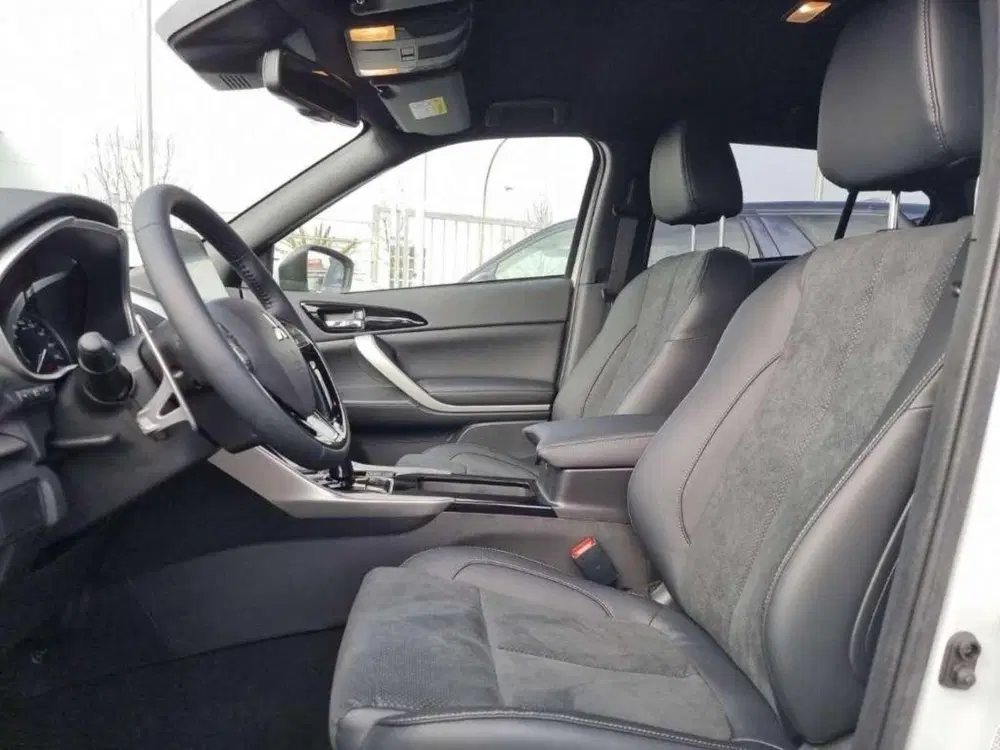 Mitsubishi Eclipse Cross 2.4 PHEV EXECUTIVE SPORT 360 Camera uit 2025, foto 7