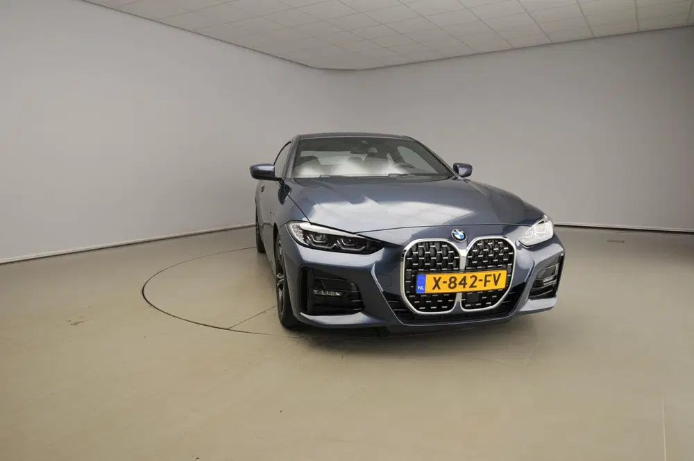 BMW 4-serie Coupe 430i uit 2020, foto 5