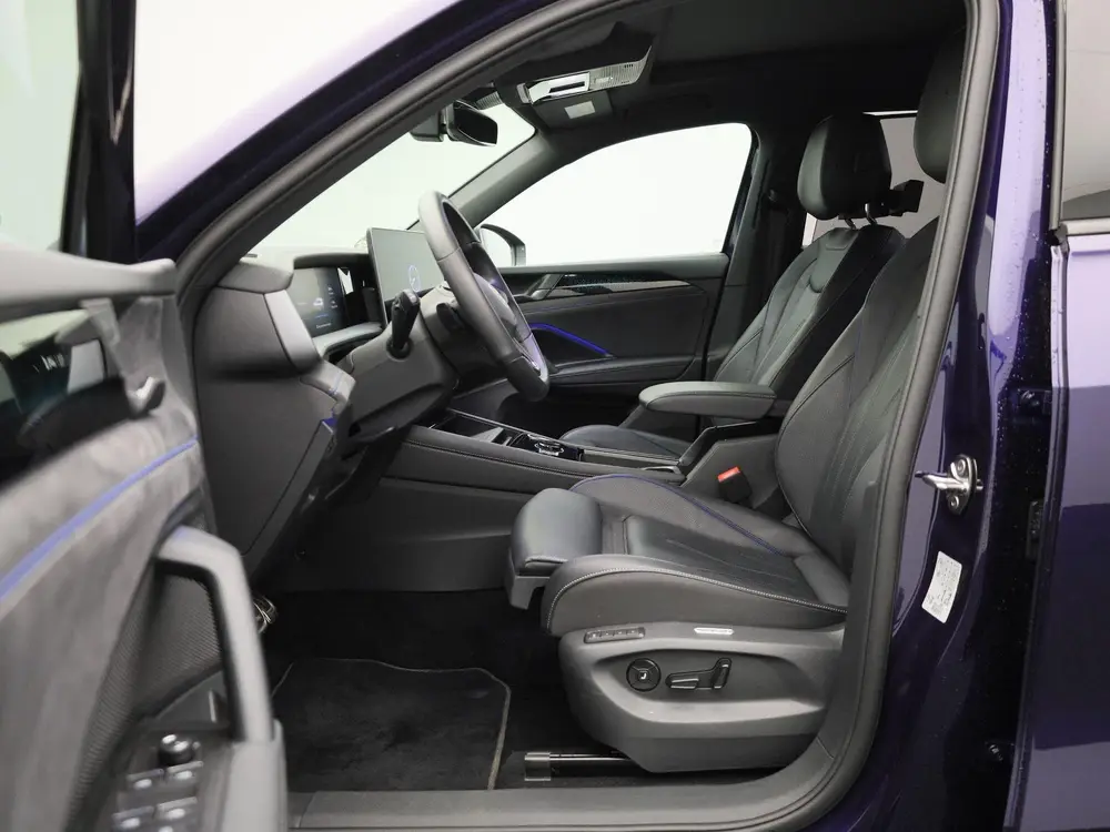Volkswagen Tayron 1.5 eHybrid R-Line Edition 272 PK | Ledere uit 2025, foto 11