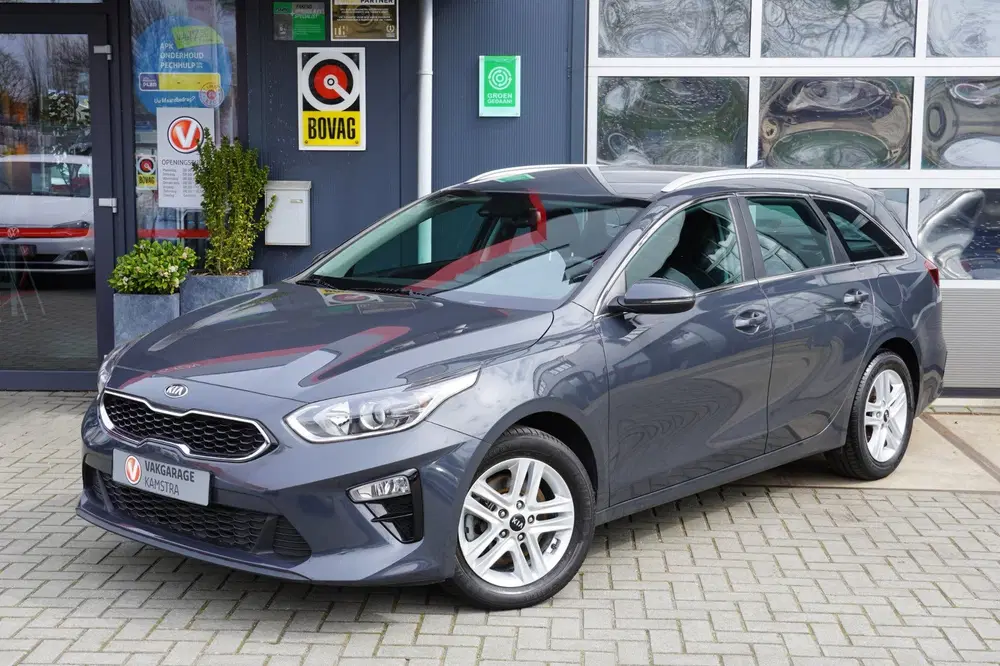 Kia Ceed 1.0 T-GDi NAP DAB uit 2020, foto 2