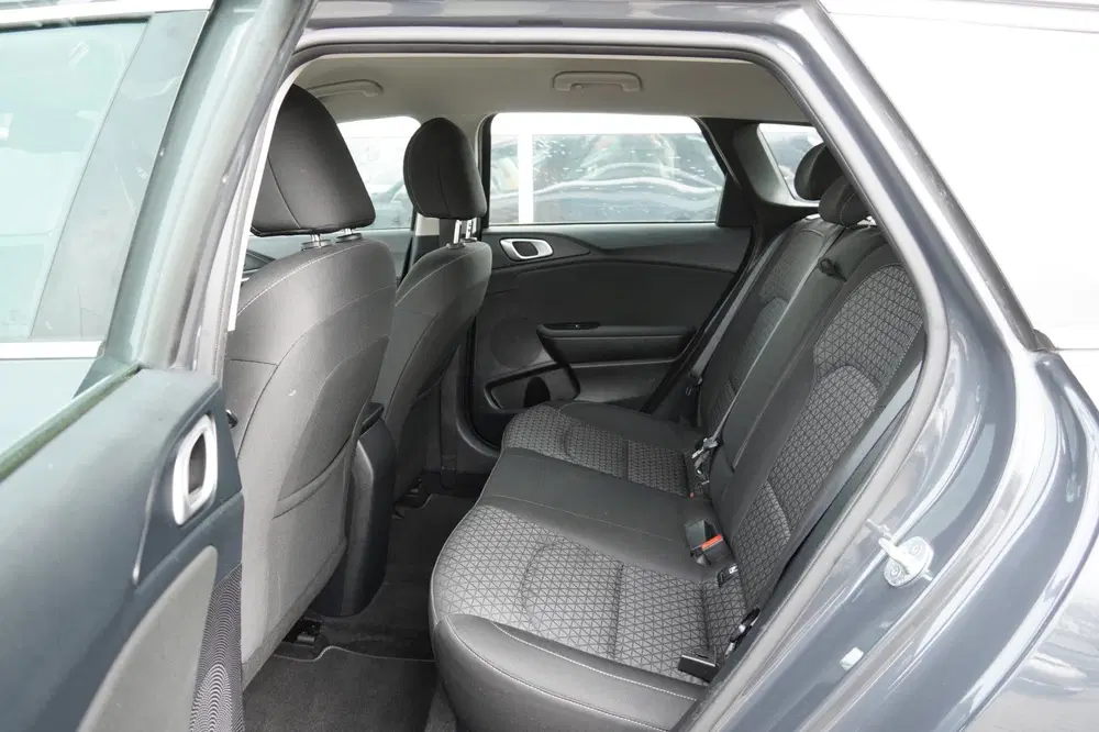 Kia Ceed 1.0 T-GDi NAP DAB uit 2020, foto 9
