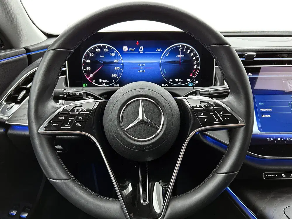 Mercedes-Benz E-Klasse 300 e Luxury Plug-In Hybride uit 2024, foto 18