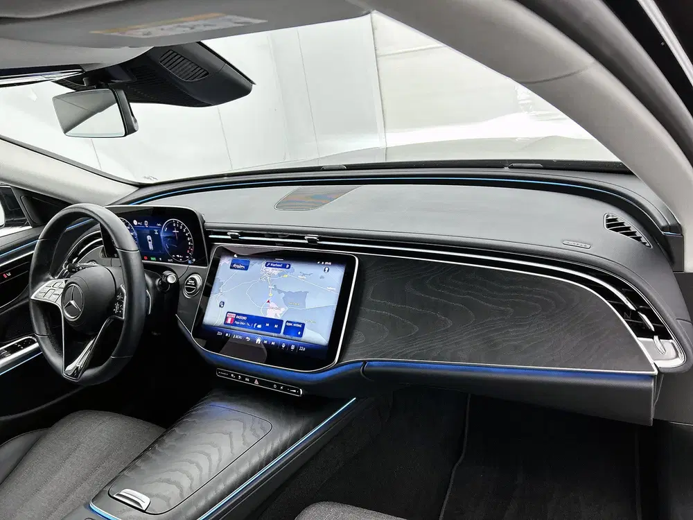 Mercedes-Benz E-Klasse 300 e Luxury Plug-In Hybride uit 2024, foto 6