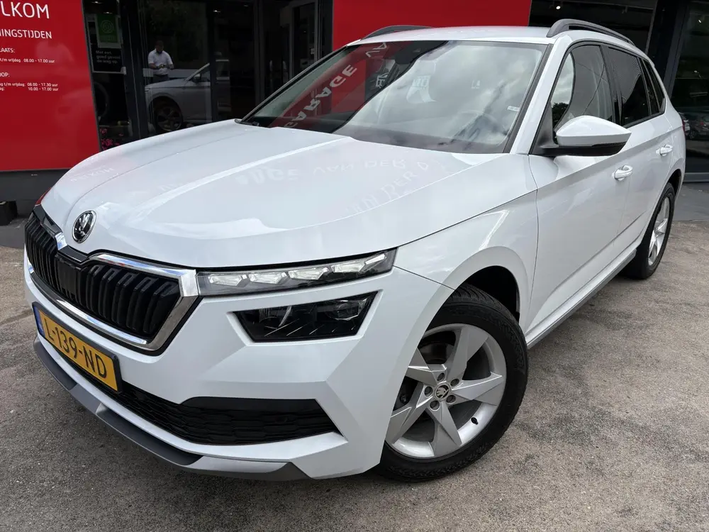 Skoda Kamiq 1.5 TSI ACT Business Edition Automaat uit 2020, foto 2
