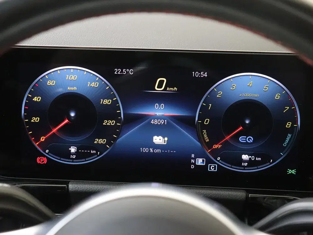 Mercedes-Benz GLA 250 e AMG Line MANUFAKTUR Berggrijs uit 2022, foto 12