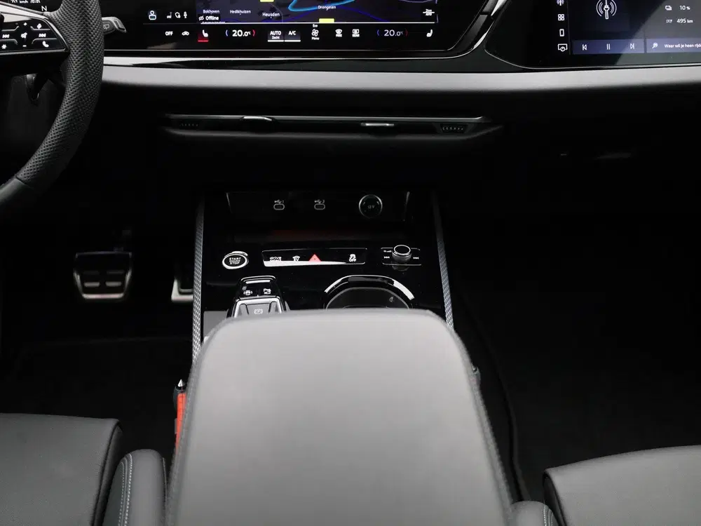 Audi A5 2.0 e-hybrid quattro S edition Competition uit 2025, foto 10