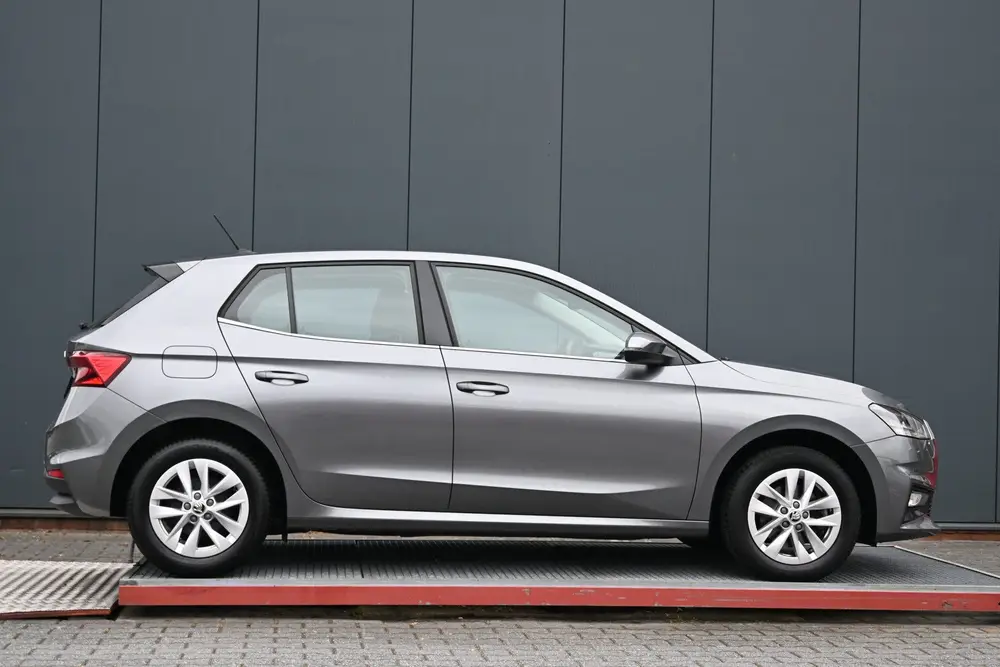 Skoda Fabia 1.0 TSI Business Edition (bj 2023 uit 2023, foto 2