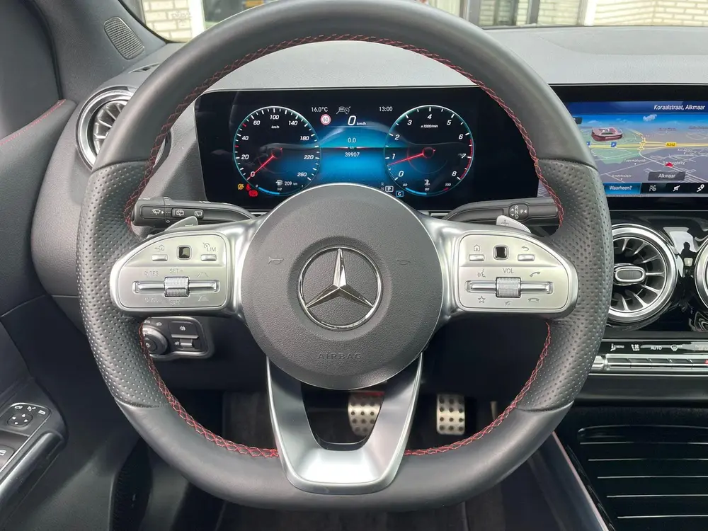 Mercedes-Benz B-Klasse 250 4MATIC AMG Line uit 2022, foto 10