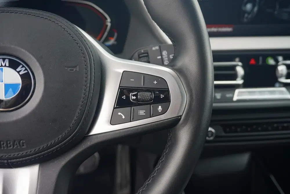 BMW 1-serie 5-deurs 118i uit 2022, foto 14