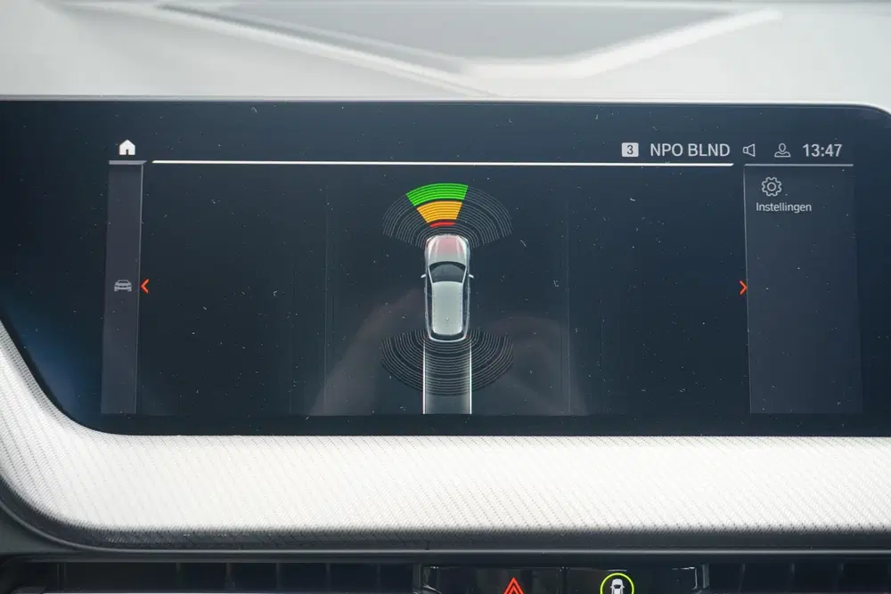 BMW 1-serie 5-deurs 118i uit 2022, foto 15
