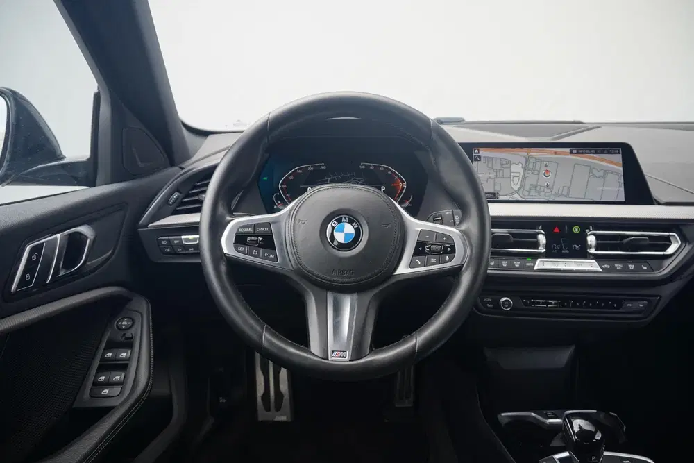 BMW 1-serie 5-deurs 118i uit 2022, foto 9