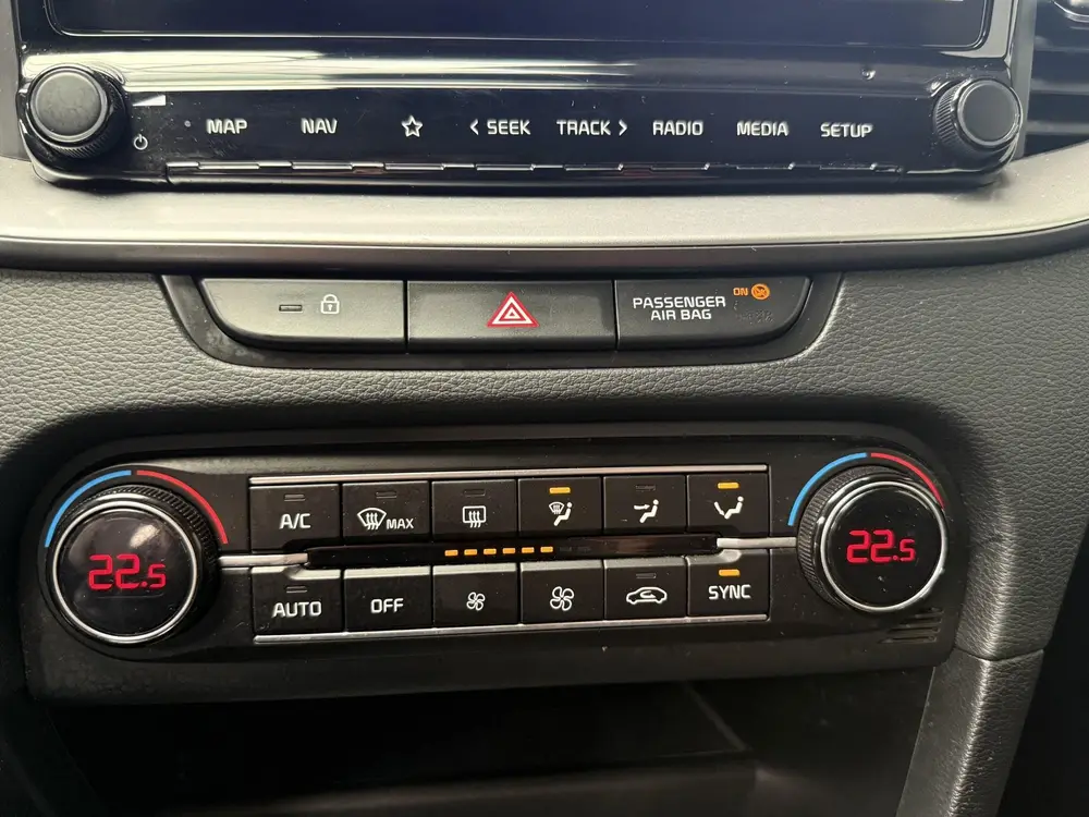 Kia Ceed 1.0 T-GDi DynamicLine uit 2023, foto 11