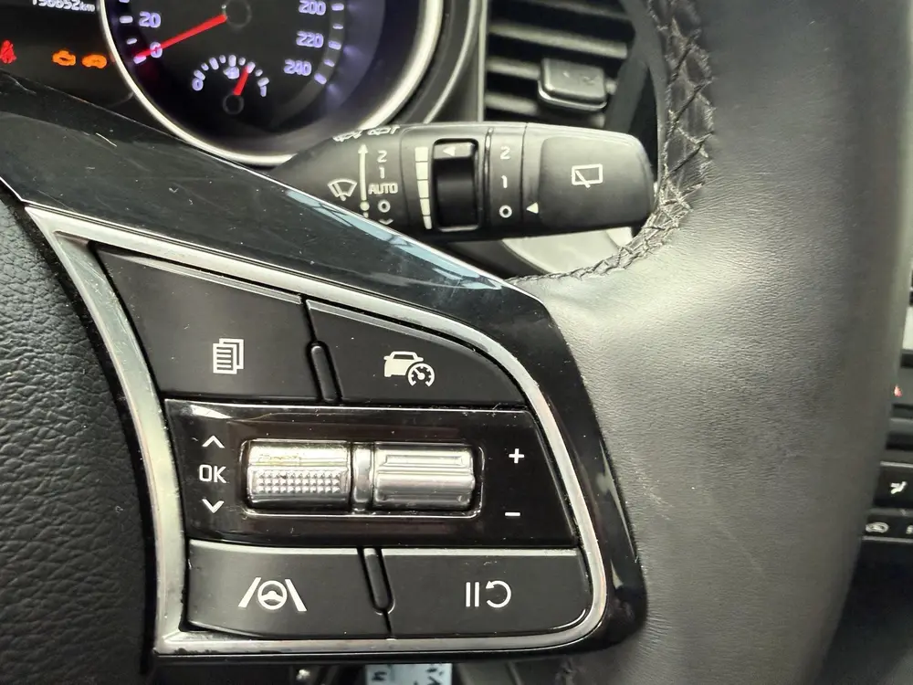 Kia Ceed 1.0 T-GDi DynamicLine uit 2023, foto 8