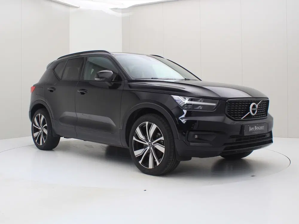 Volvo XC40 T4 Twin Engine 211pk Geartronic R-Design [ uit 2021, foto 4