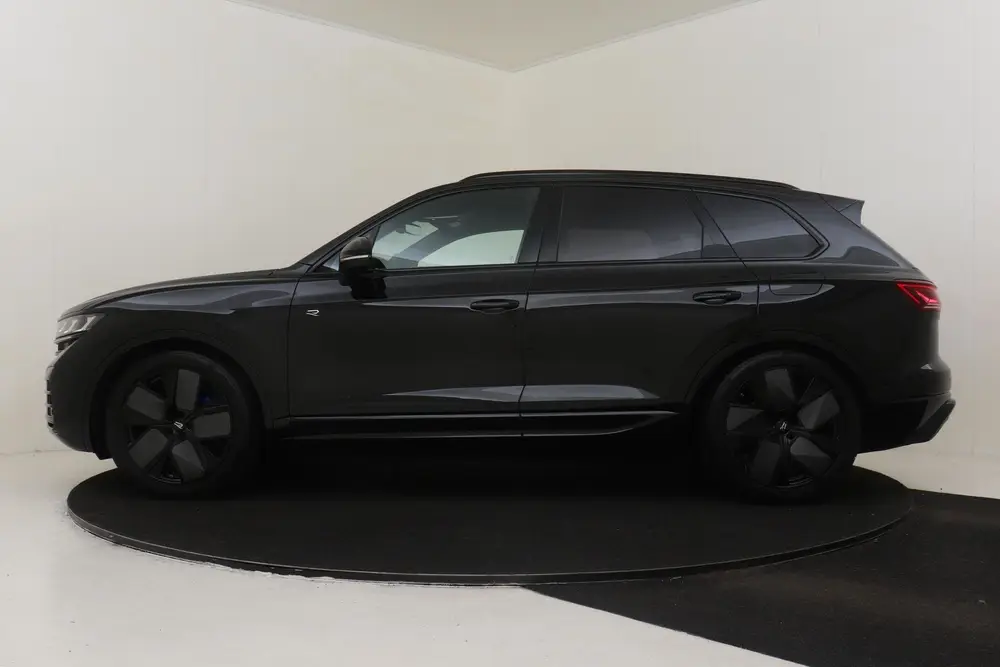 Volkswagen Touareg 3.0 TSi eHybrid 4MOTION R PANO-DAK|HEAD U uit 2025, foto 7