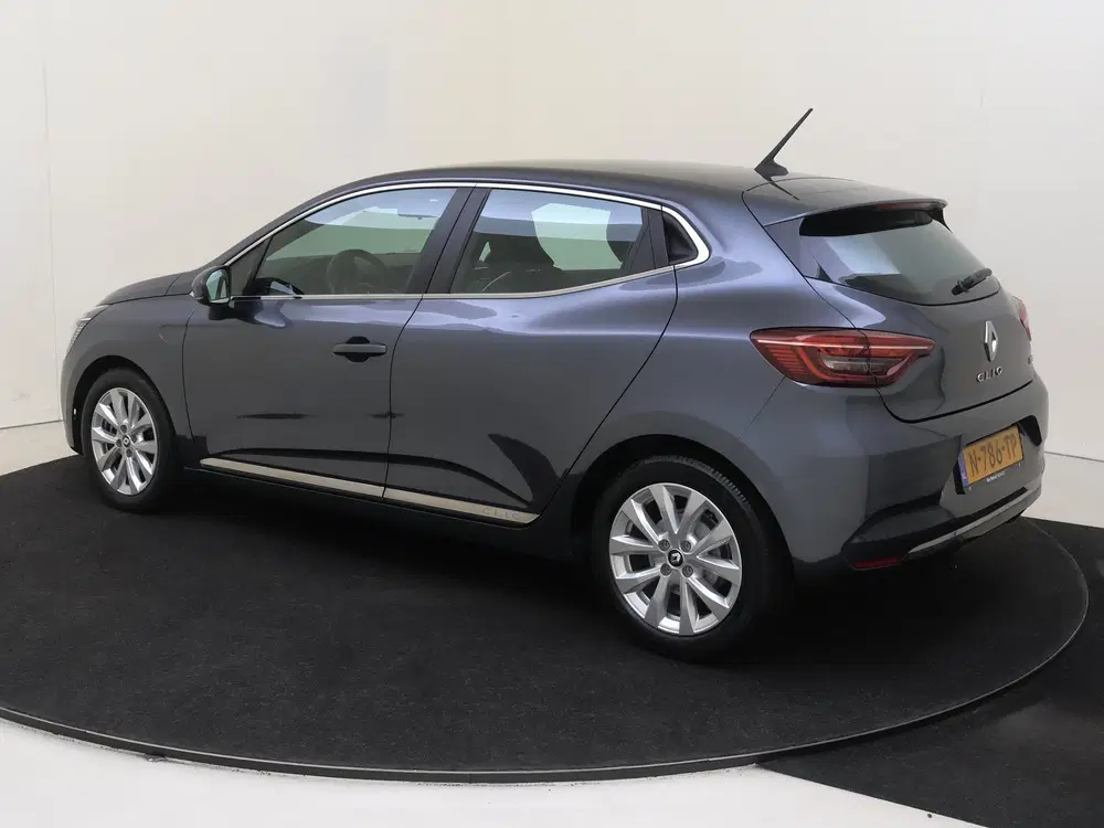Renault Clio 1.6 E-Tech Hybrid 140 Intens uit 2022, foto 3