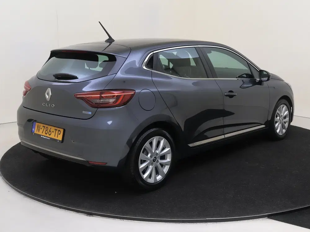 Renault Clio 1.6 E-Tech Hybrid 140 Intens uit 2022, foto 4