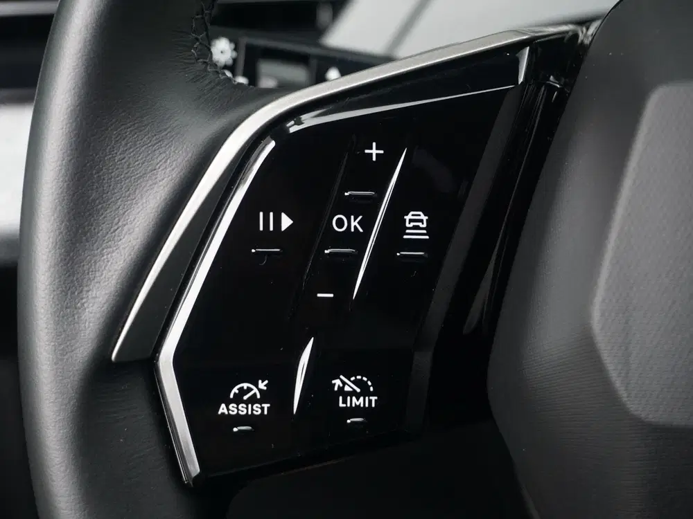 Peugeot 5008 1.2 Hybrid 145 Allure 7p 360° Camera uit 2025, foto 17