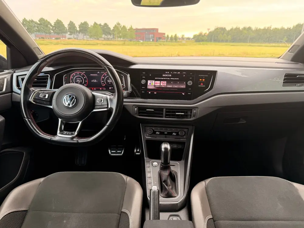 Volkswagen Polo 2.0 TSI 200pk 6-DSG 2020 Zwart uit 2020, foto 10