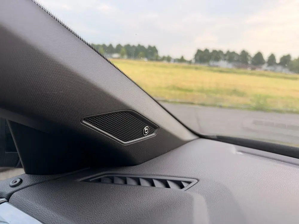 Volkswagen Polo 2.0 TSI 200pk 6-DSG 2020 Zwart uit 2020, foto 15