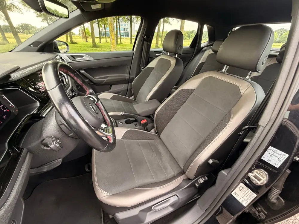 Volkswagen Polo 2.0 TSI 200pk 6-DSG 2020 Zwart uit 2020, foto 16