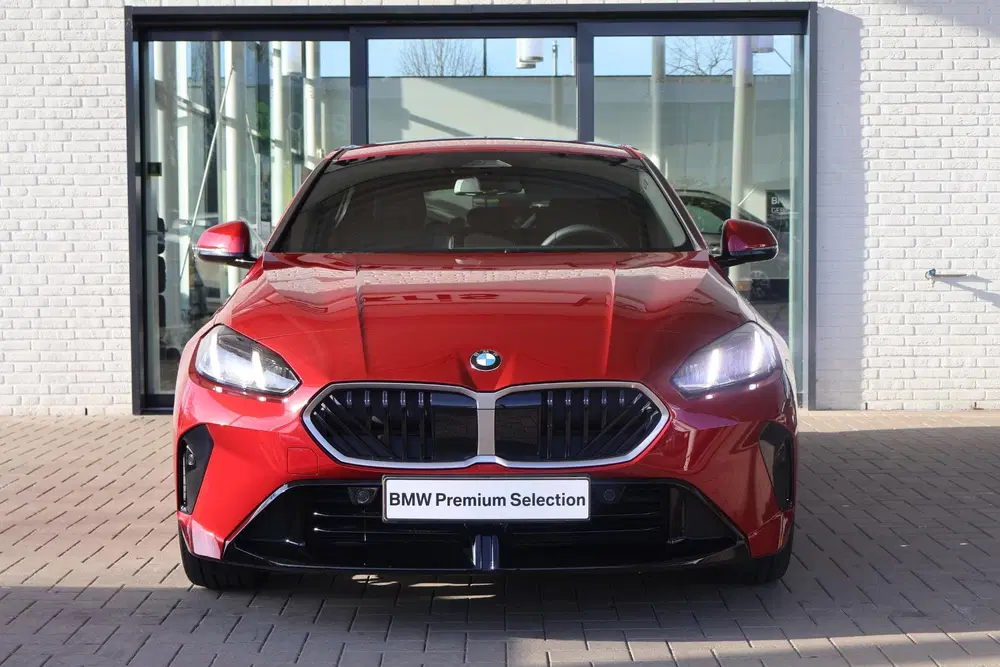 BMW 1-serie 120 uit 2026, foto 3