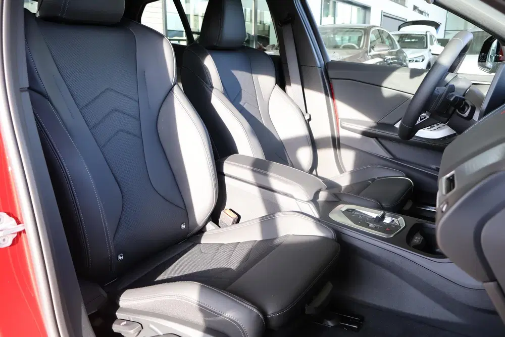 BMW 1-serie 120 uit 2026, foto 5