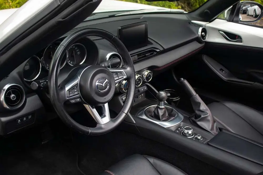 Mazda MX-5 NDRF 2.0l SkyActiv-G 184 GT-M Snowflake Wh uit 2019, foto 14
