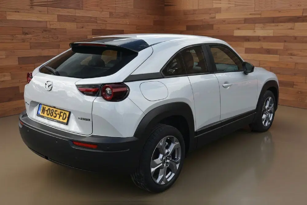 Mazda MX-30 e-SkyActiv 145 36 kWh uit 2021, foto 5