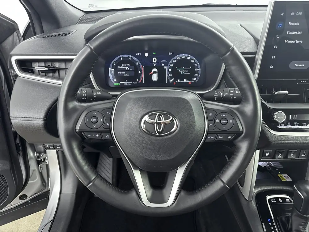 Toyota Corolla Cross Hybrid 140 Dynamic Luxury uit 2024, foto 4