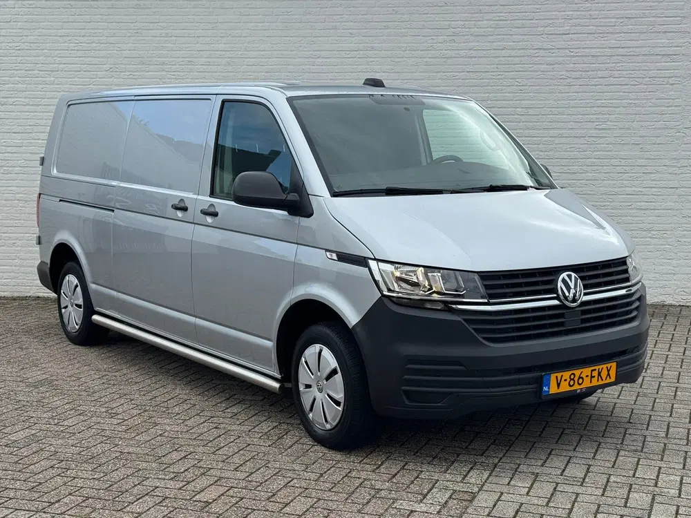 Volkswagen Transporter 2.0 TDI L2H1 28 Highline Trekhaak 3 Z uit 2024, foto 11