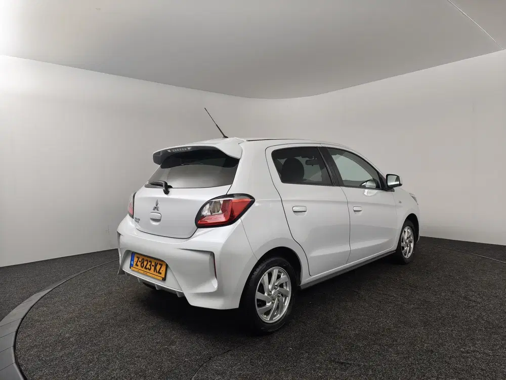 Mitsubishi Space Star 1.2 Dynamic uit 2024, foto 2