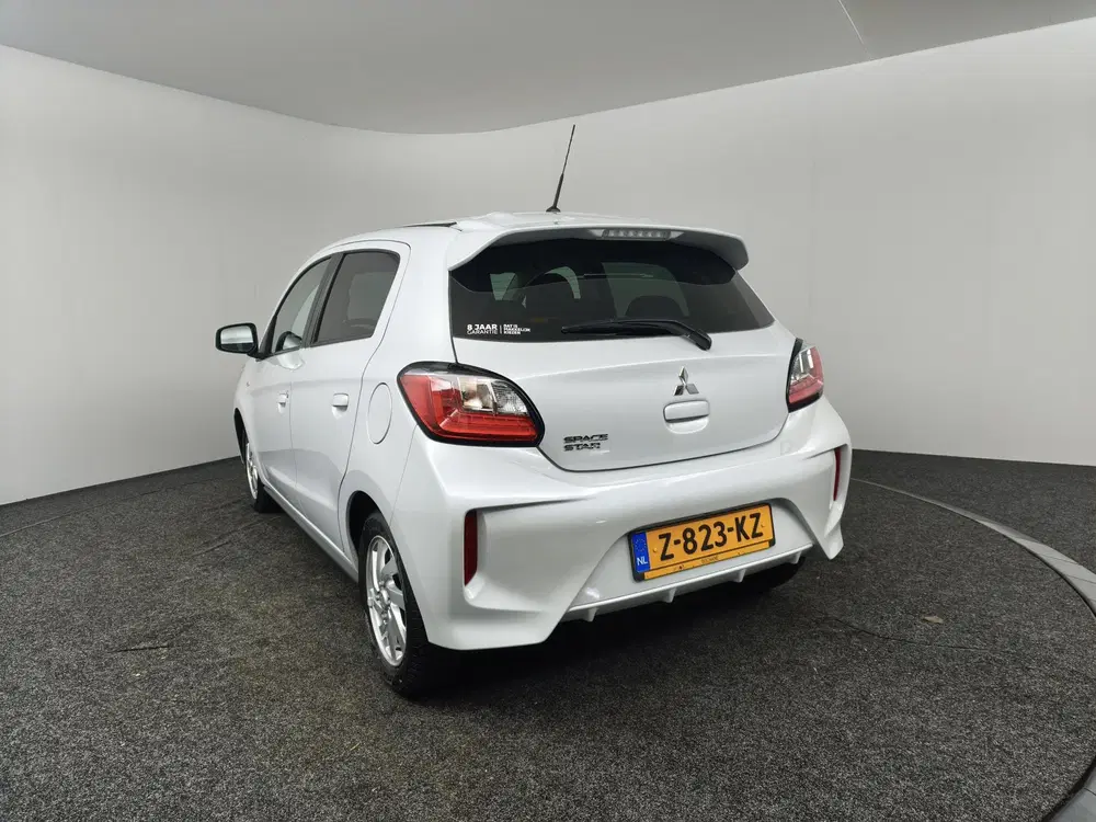 Mitsubishi Space Star 1.2 Dynamic uit 2024, foto 6
