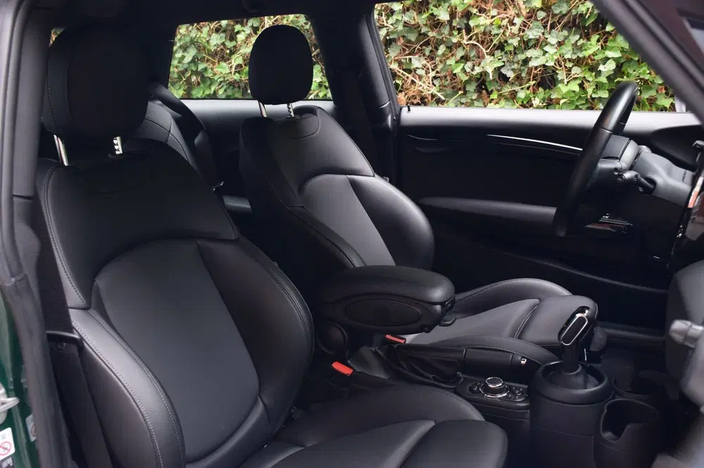 Mini Cooper 1.5 Cooper Leder uit 2021, foto 19