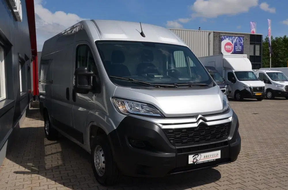 Citroën Jumper Citroen JUMPER 2.2 Blue HDI L2H2 Airco uit 2024, foto 2