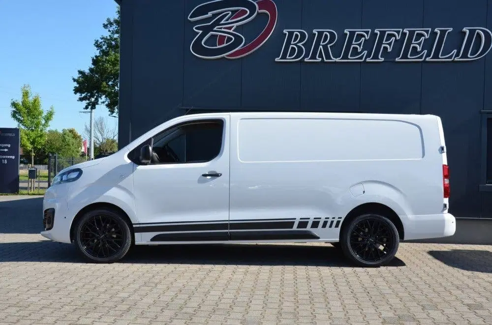 Citroën Jumpy Citroen JUMPY 2.0 Blue Hdi L3 Autom 140pk uit 2023, foto 2