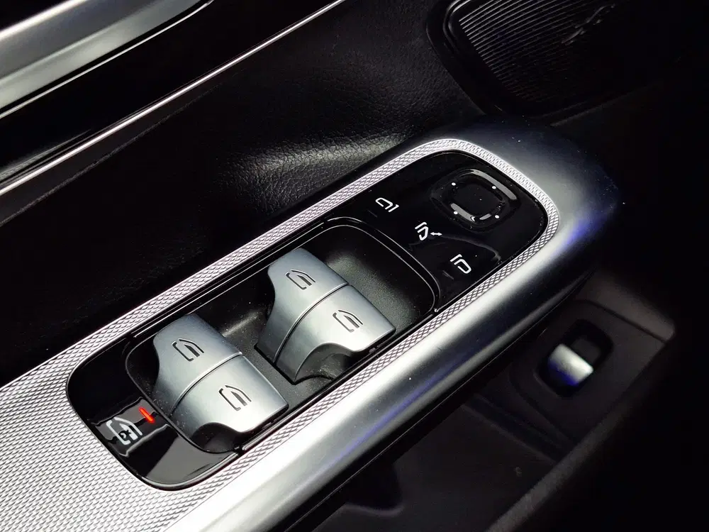 Mercedes-Benz EQE 300 Business Edition 89 kWh uit 2024, foto 10