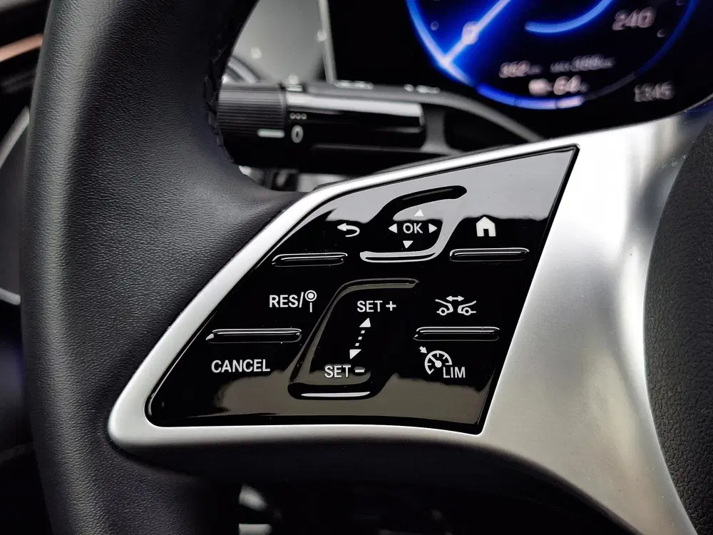Mercedes-Benz EQE 300 Business Edition 89 kWh uit 2024, foto 12