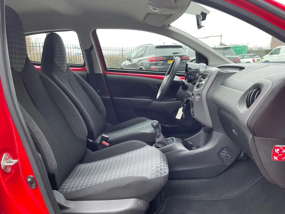 Peugeot 108 1.0 e-VTi Active NLAuto uit 2020, foto 12