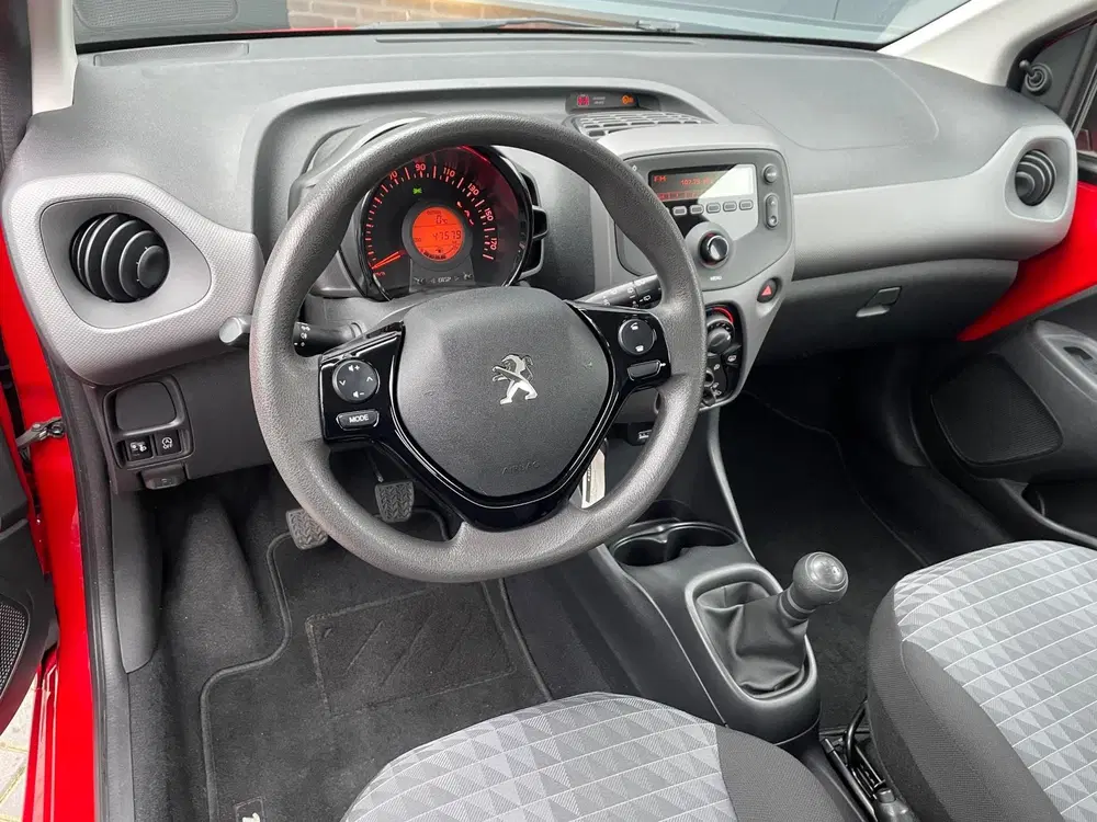 Peugeot 108 1.0 e-VTi Active NLAuto uit 2020, foto 15